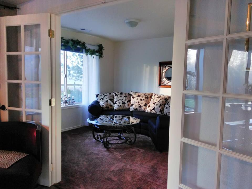 Vancouver WA Beautiful Apartment Woodland Extérieur photo
